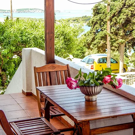 Amorani Hotel 3*